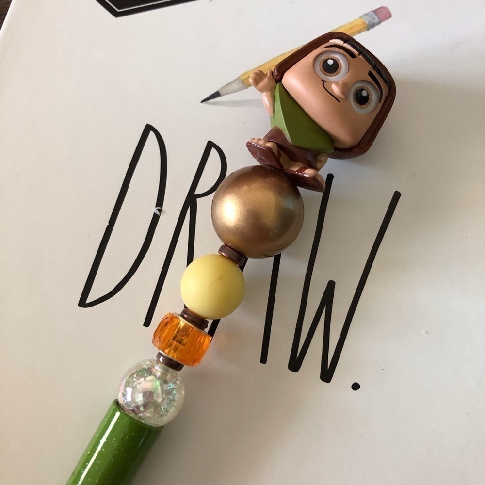 Disney Doorables: The Emperor's New Groove: Pacha handmade beaded pen